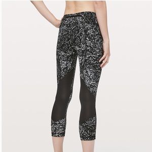 Lululemon Pace Rival Crop 22"